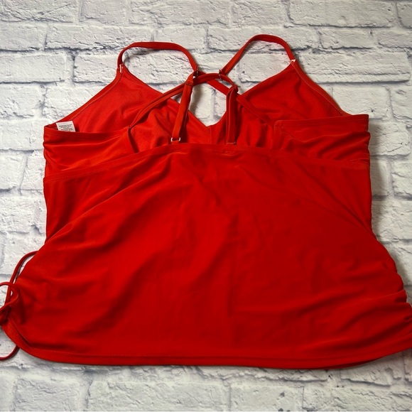 Time and Tru Women's Orange Swim Top. Tankini. Size 2X - Picture 6 of 7